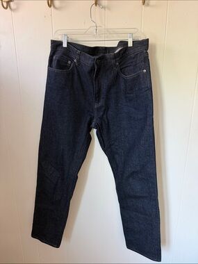 Men's Uniqlo Dark Indigo Straight-Leg Jeans